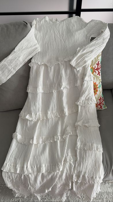 Платье белое длинное