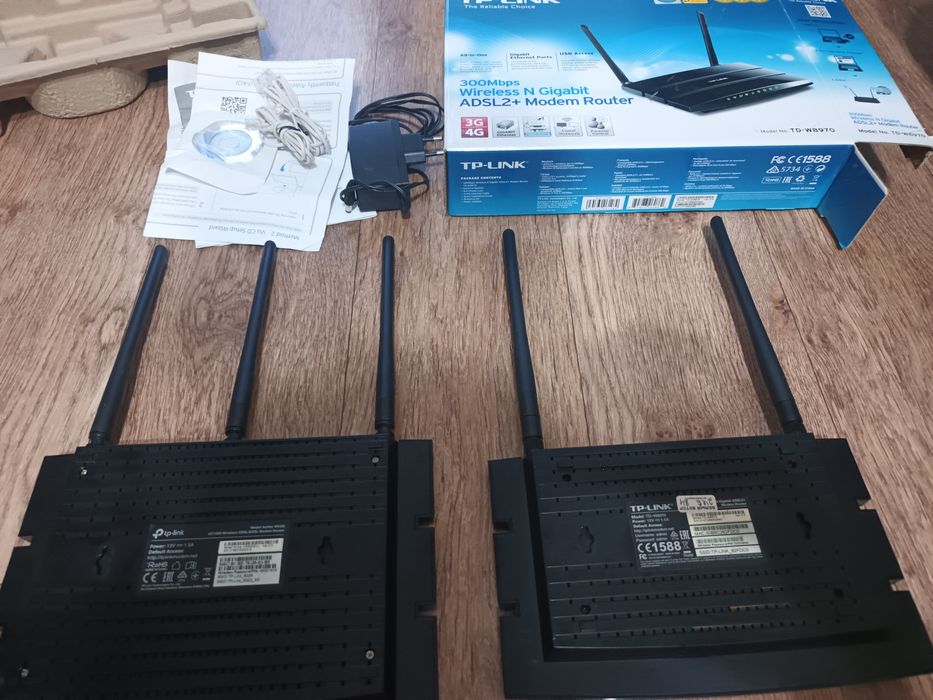2 Wi-fi роутера tp link