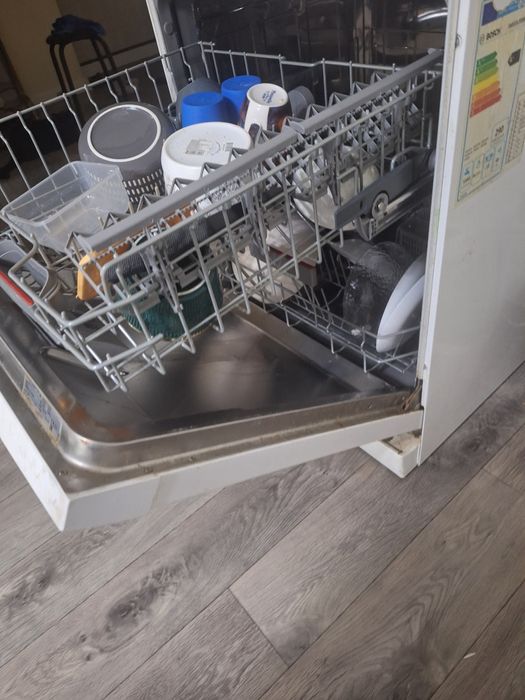 Продам посудомойку