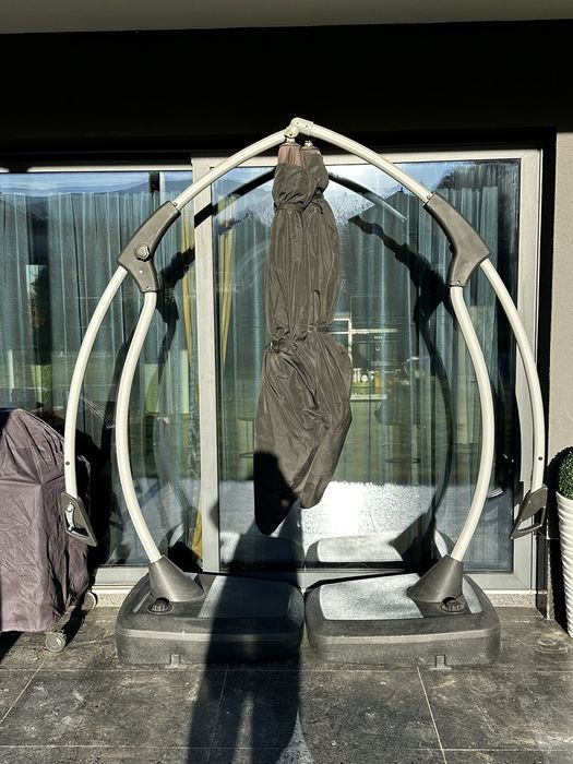 Висящ чадър HAUGESUND Ø300 черен