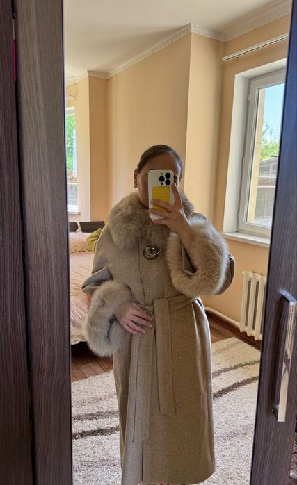Пальто LORETA, жағдайы өте жақсы,размер 40