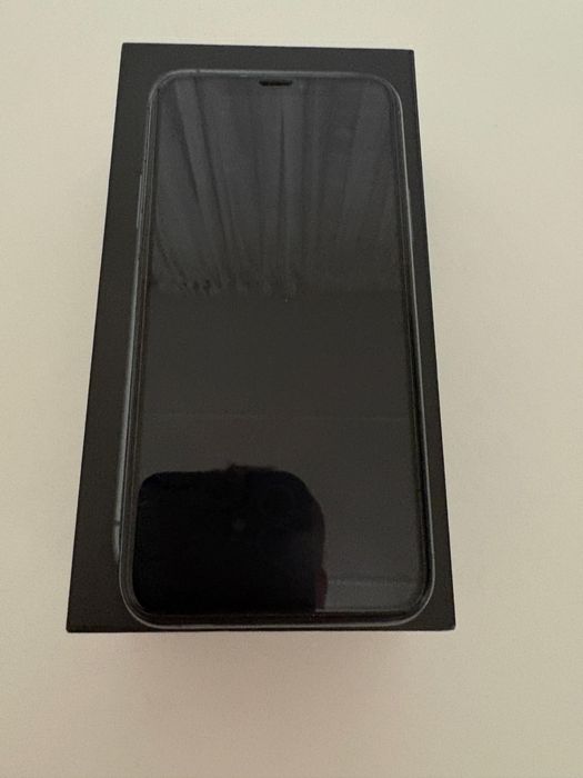 Продам Iphone 11pro