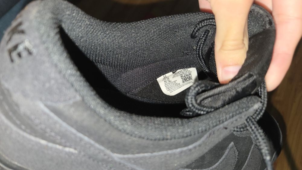Nike Dunk SE mărimea 44