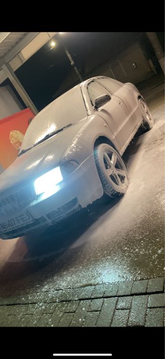 Vand jante r18 cu cauciucuri bune