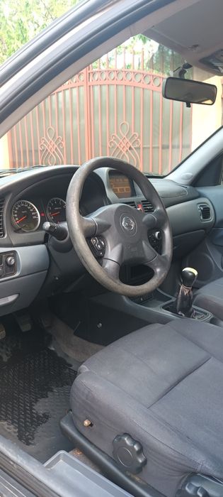 Nissan almera 2007
