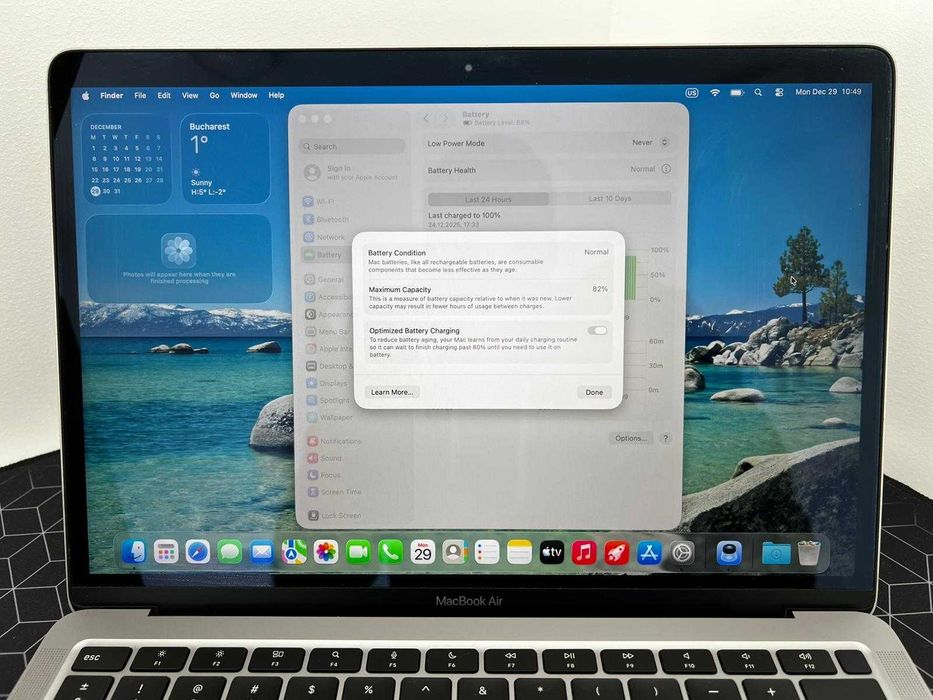 MacBook Air M1 8GB RAM / 256GB SSD • Stare f buna • Cutie + Accesorii