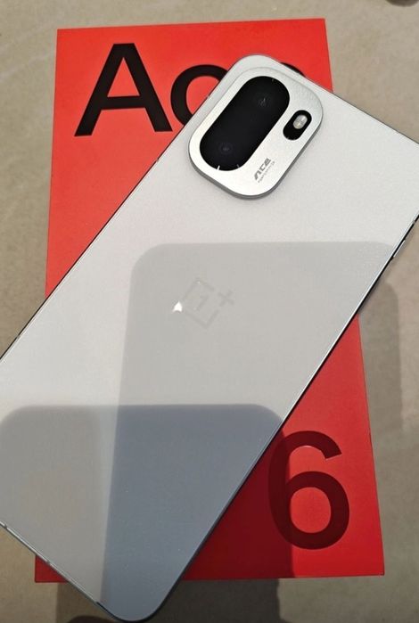 One plus Acer 6 12/512