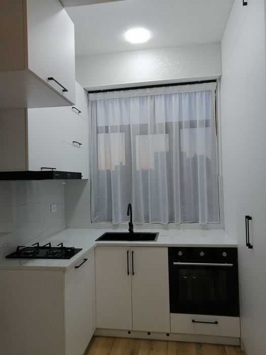 метро Айбек  1/6/8  43 м²