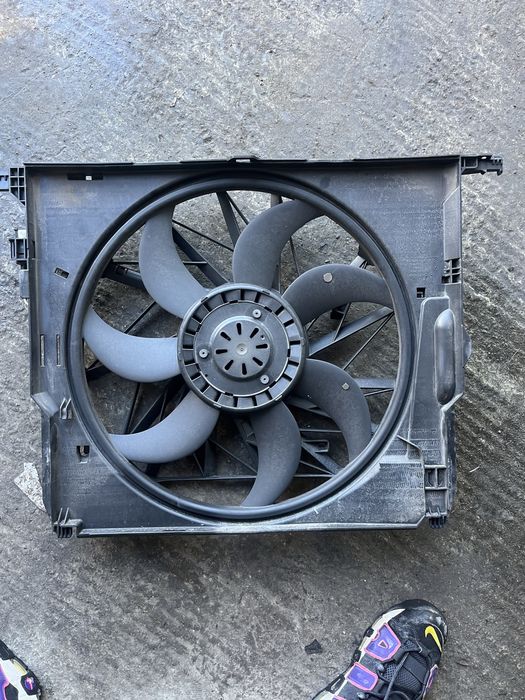 Перка бмв ф10 ф11 климатична bmw f10 f11 perka охладителна перка