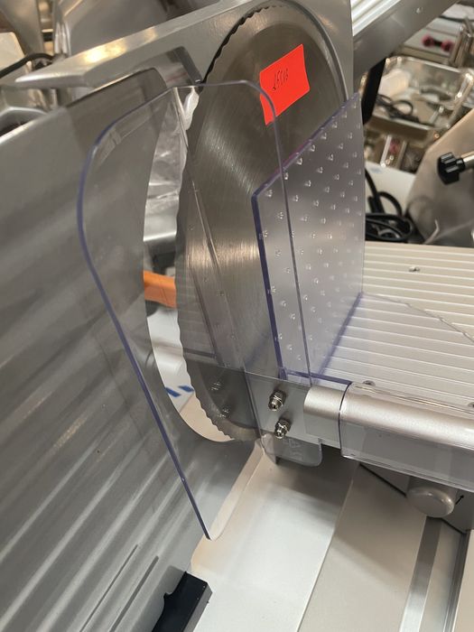 Слайс Колбасорезачка