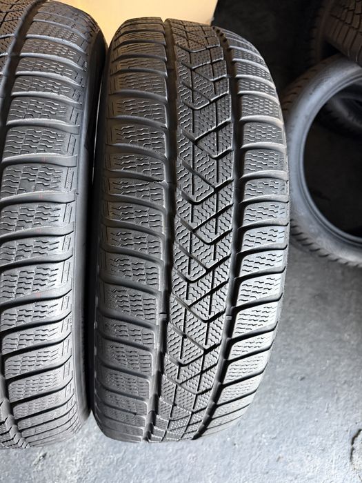 4 anvelope iarna 225/60/18 , Pirelli , DOT 2022 !