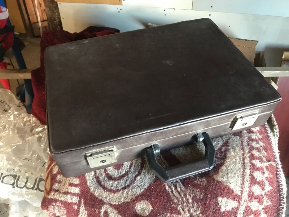 Стари куфари от едно време