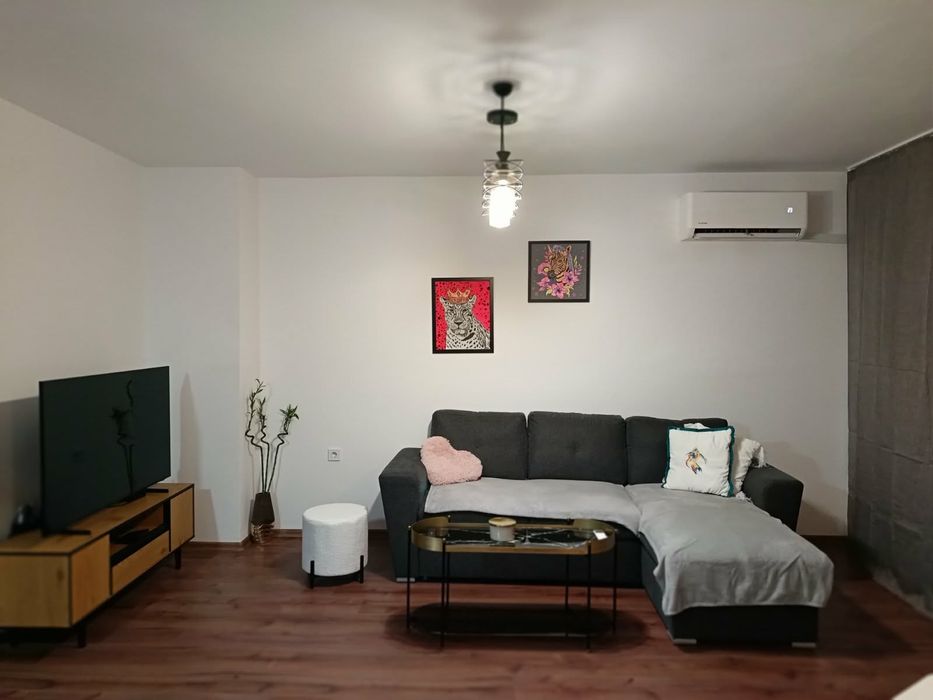 Чисто нов апартамент :спокойствие и релакс в полите на Аязмото