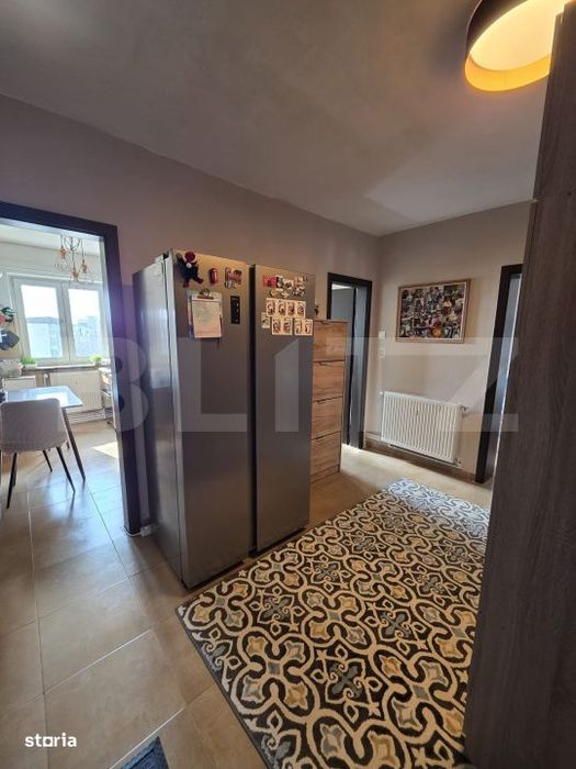 Apartament 3 camere, decomandat 64.20 mp, zona 1 Mai - Insula