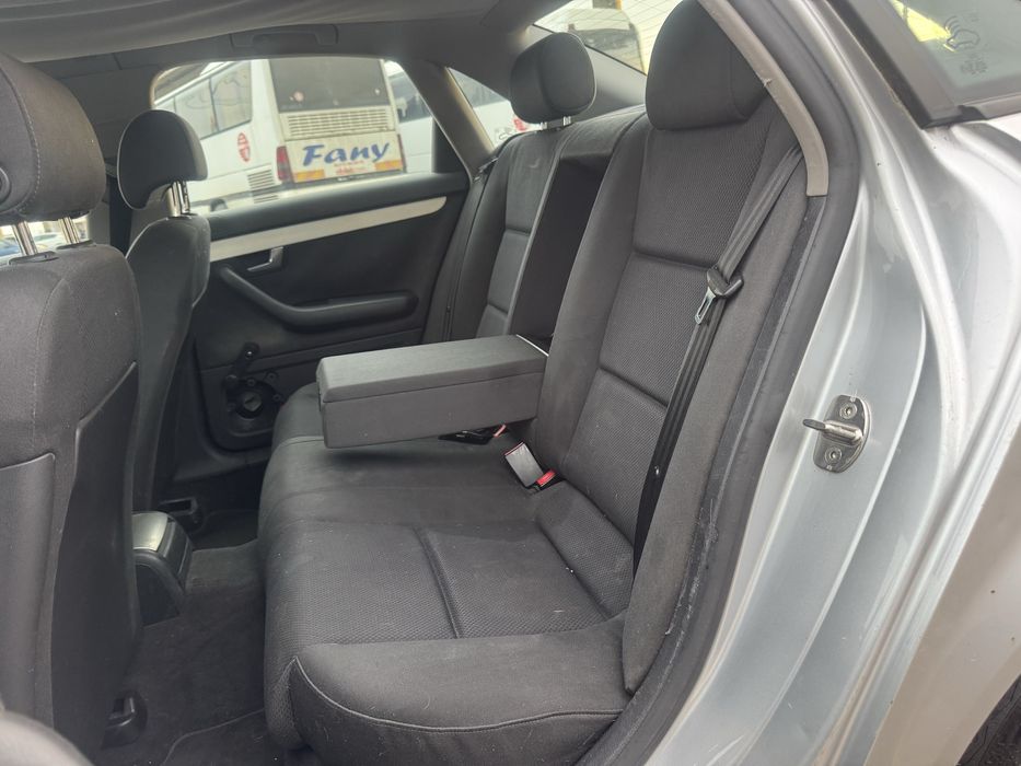 Audi A4 Limuzina //  Automat