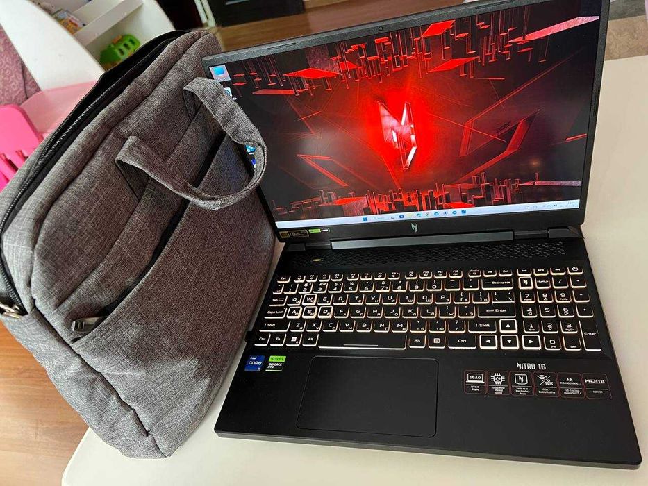 Acer Nitro AN16-51  (i7-13700H, RTX4050, 8Gb, 512Gb) как новый!