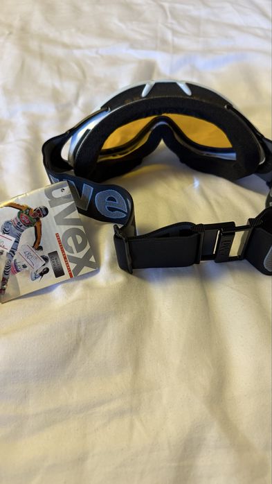 Скиорски очила нови UVEX, super anti-fog