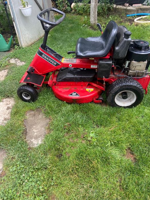 Vand tractoras gazon snapper