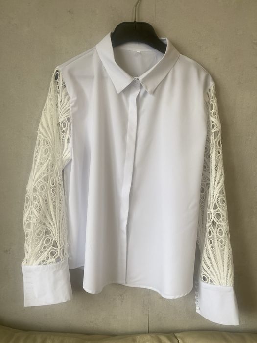 Дамска риза с  дантела