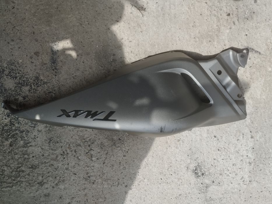 Carena Laterala stanga spate pentru Yamaha Tmax model 2012