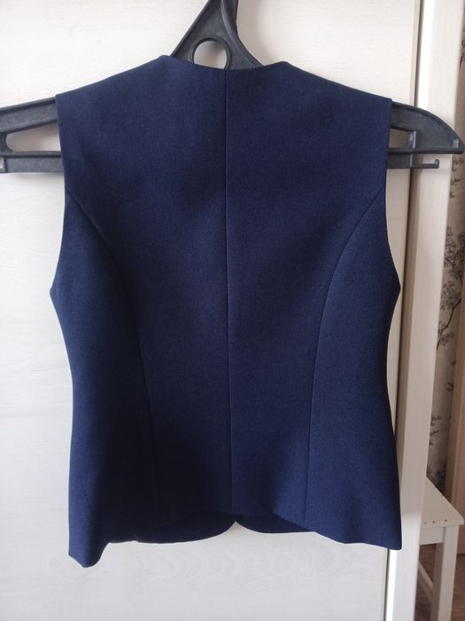 Жилет для девочек, на 7-8 лет