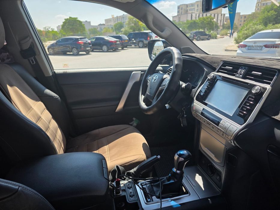 Аренда машины Toyota Prado