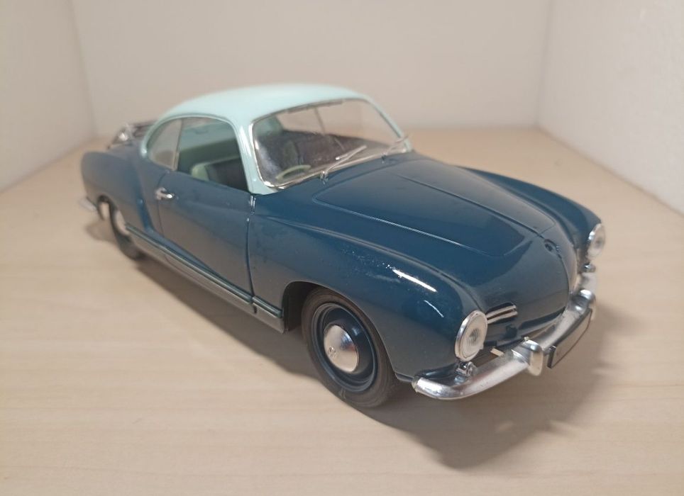 VW Karman 
Scara 1:18
Solido 

Pozele reflectă realitatea. Se vinde ex