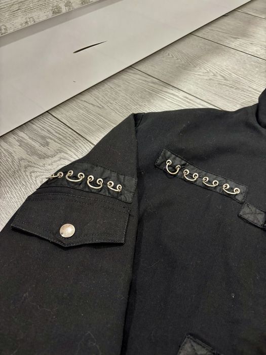 Метал яке Spiral, черно