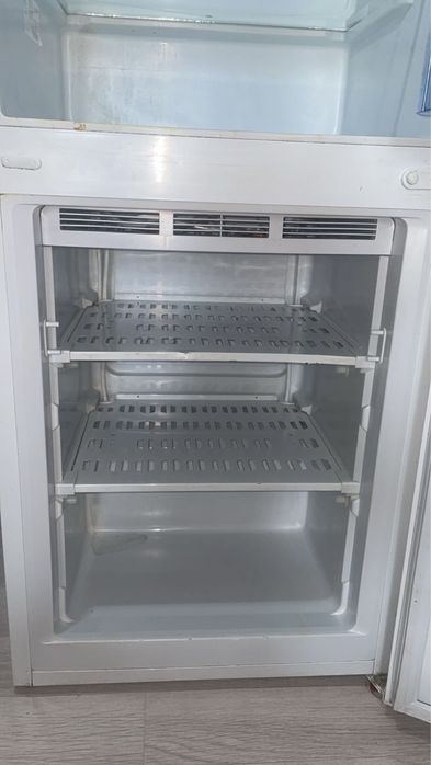 Холодильник сатылады!