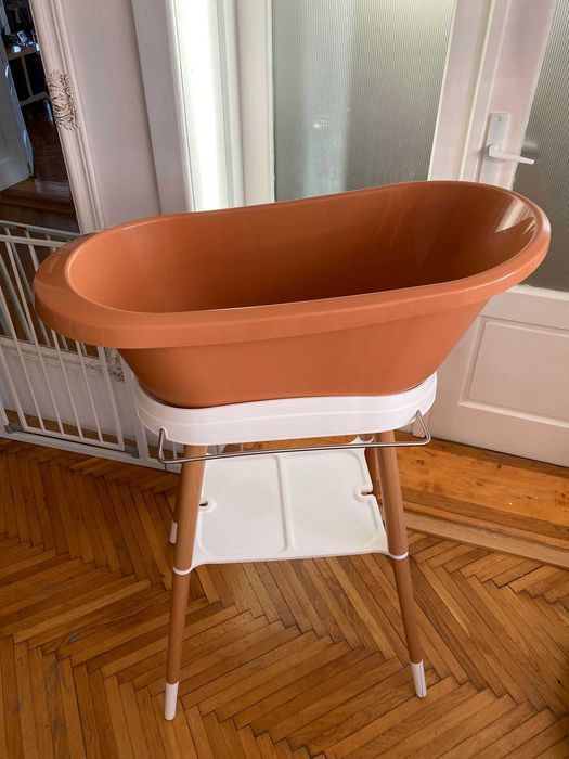 Set Cadatie  de baie Bébé-jou Sense, comodă și cu design deosebit.