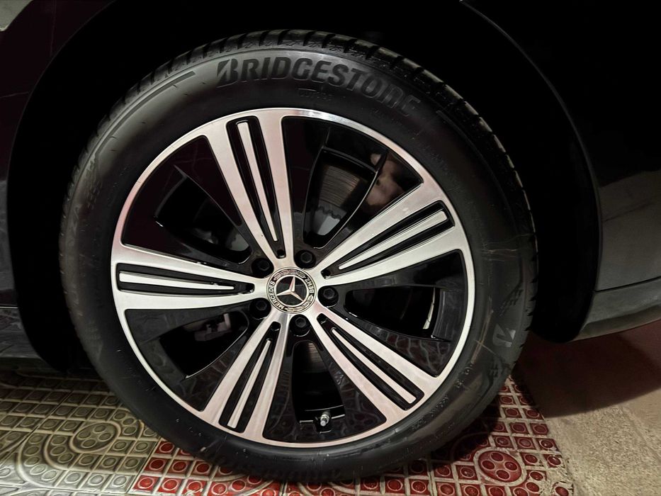 Mercedes EQE 500 Full 2025