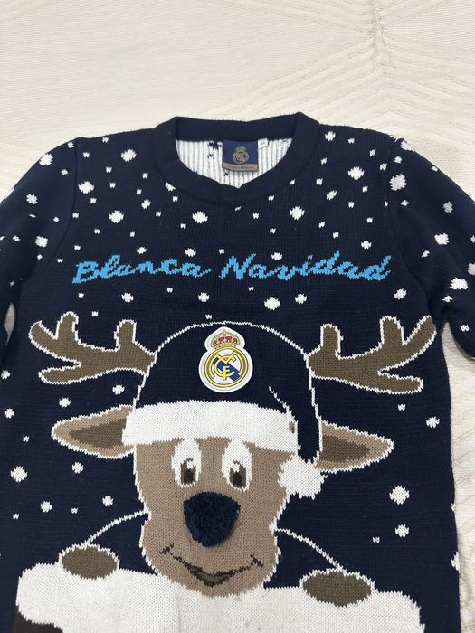 Коледен пуловер на Реал Мадрид