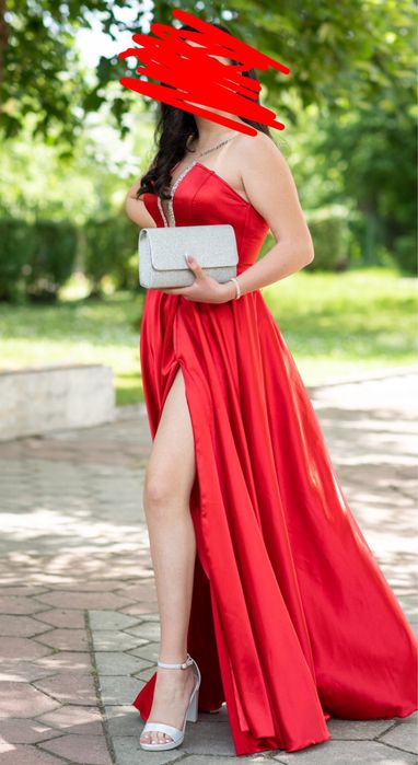 Бална рокля