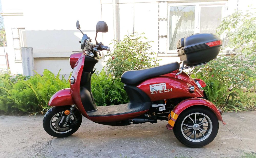 Triciclu electric tip scuter ZTECH ZT-63B TRILUX 3.0, fara permis 25 km/h  rosu