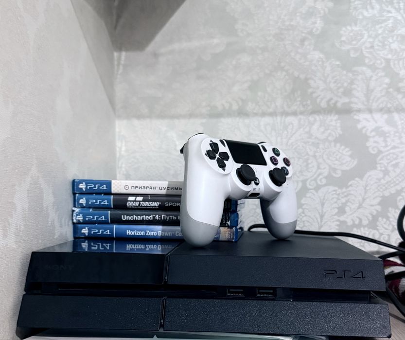 PS4 + игры и DualShock 4 — обмен