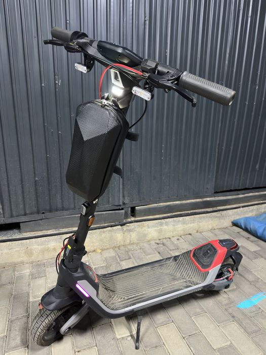 Ninebot p100s электросамокат
