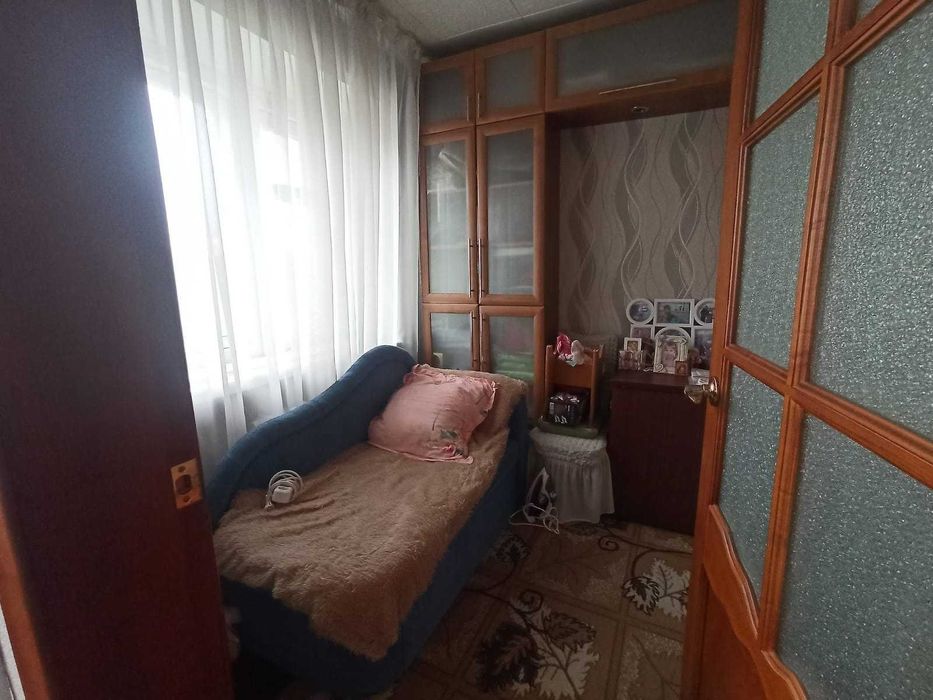 Продам 3х ком квартиру . центр