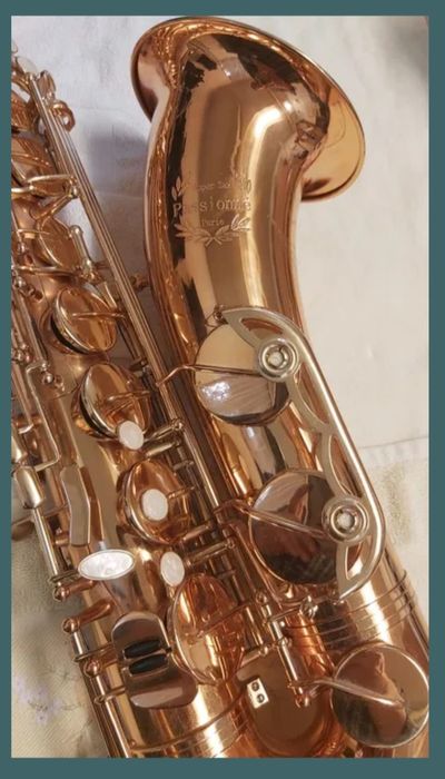 Saxofon tenor profesional  ,, PASSIONNE "
