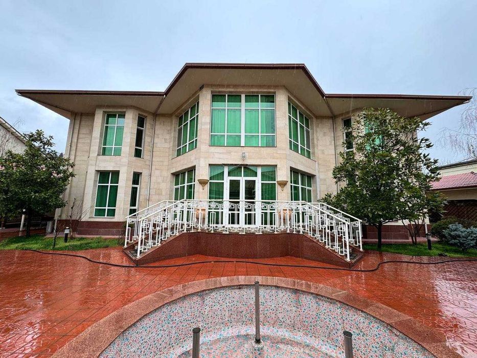 Продается просторный добротный дом на 11 сотках!