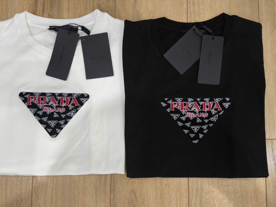 Дамски тениски на Pinko, Guess, Calvin Klein и много други марки