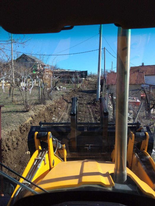 Услуги с комбиниран багер гр. Варна