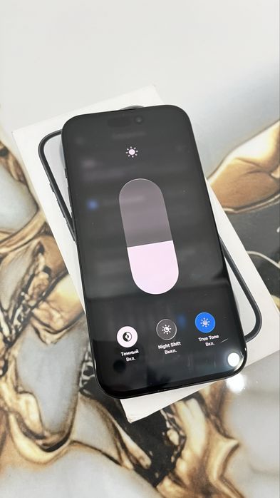 продам айфон 15 128гб