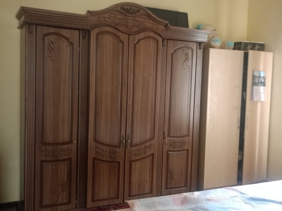 Спальный гарнитур