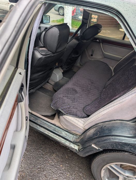 Обменяю, продам Mercedess w124, 2 рестайлинг.