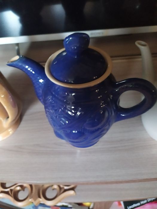 Продам советские чайники для сервиза.