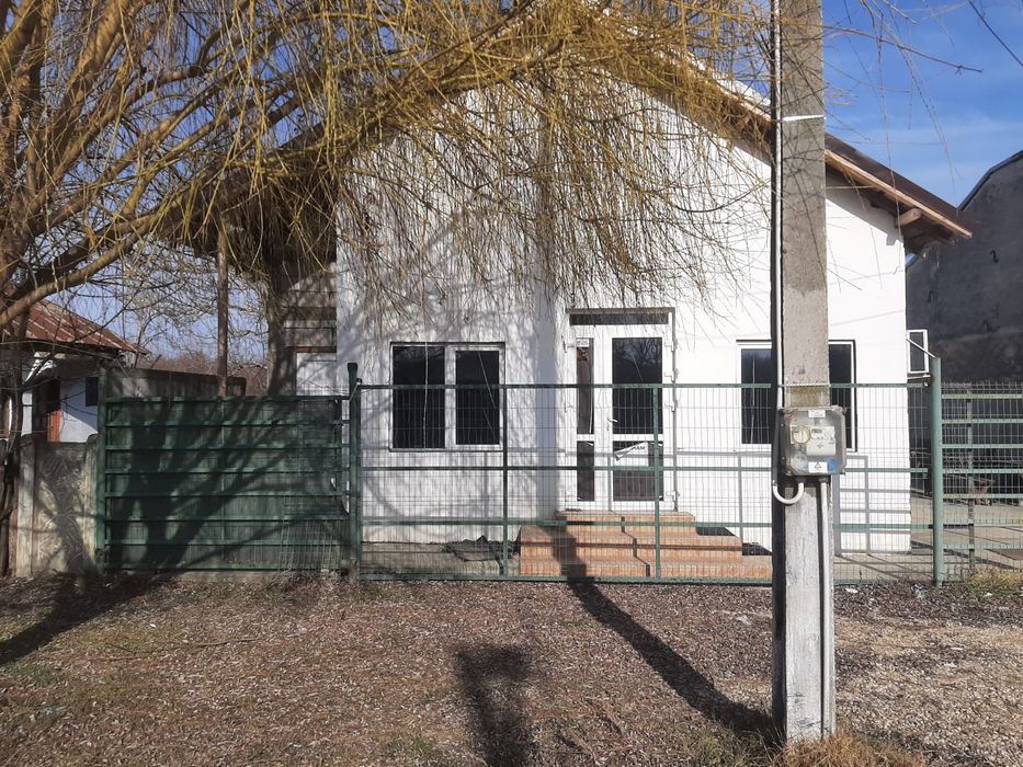 Casa de vanzare zona negoiesti