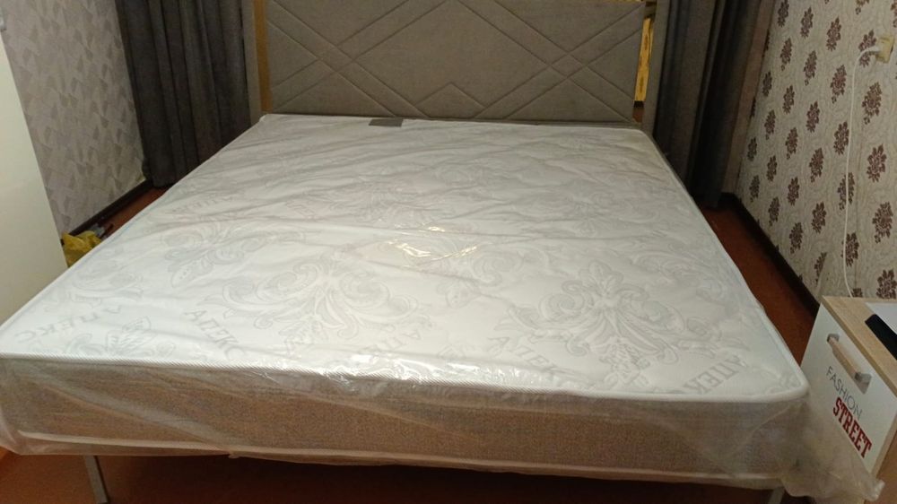 Продам кровать двухспальная