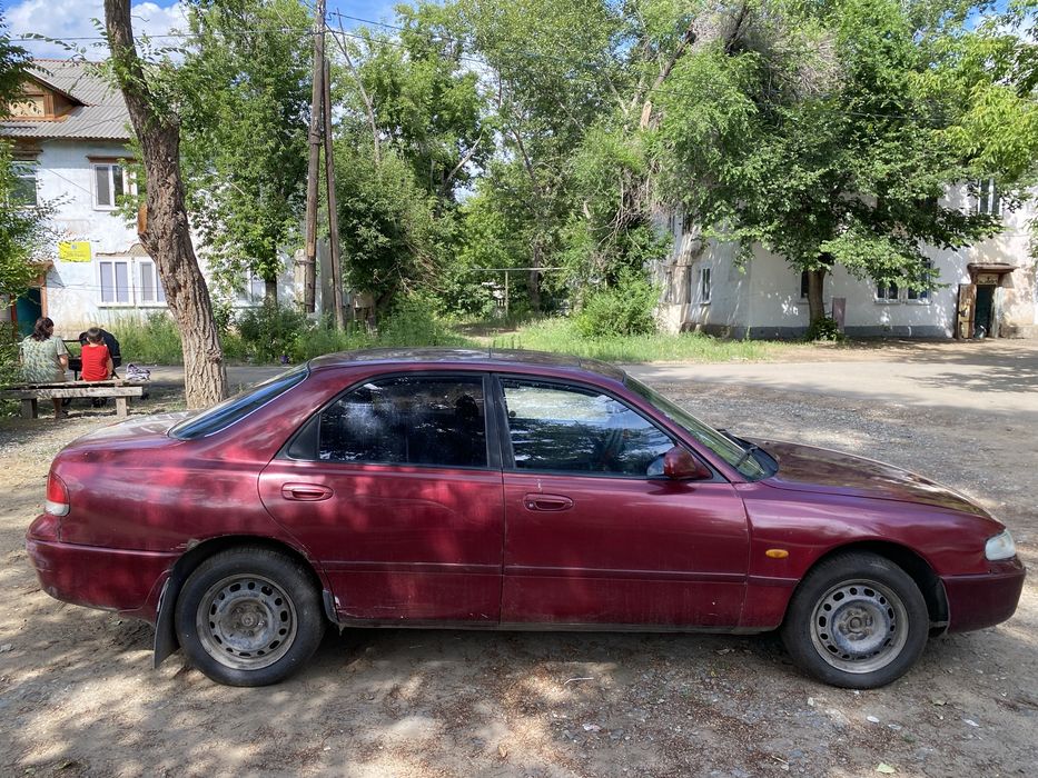 Продам машину Mazda 626