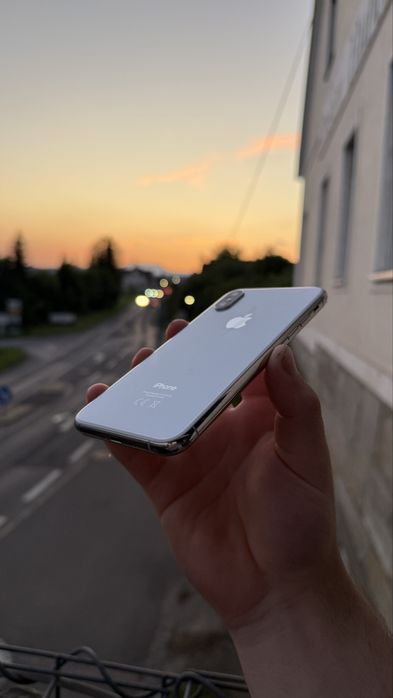 IPhone XS white 64gb neverlocked