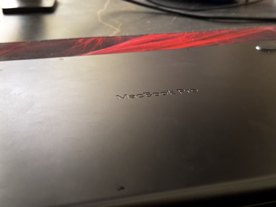 MacBook M4Pro, 24gb ram, 512gb storage